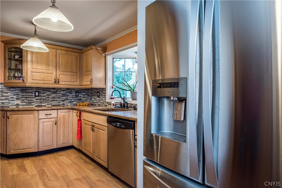 907 West Liberty Street Rome, NY 13440 - Photo 19 of 48