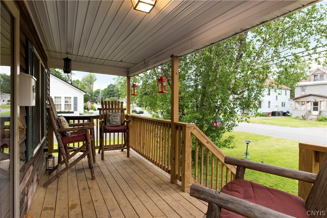 907 West Liberty Street Rome, NY 13440 - Photo 4 of 48