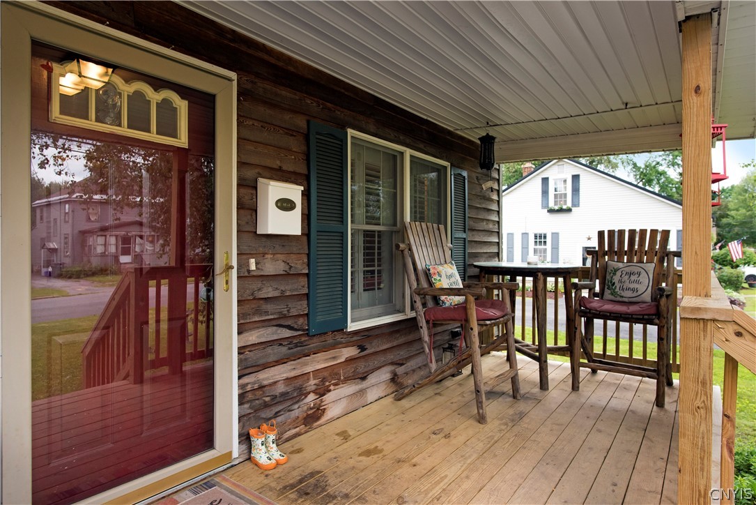 907 West Liberty Street Rome, NY 13440 - Photo 5 of 48