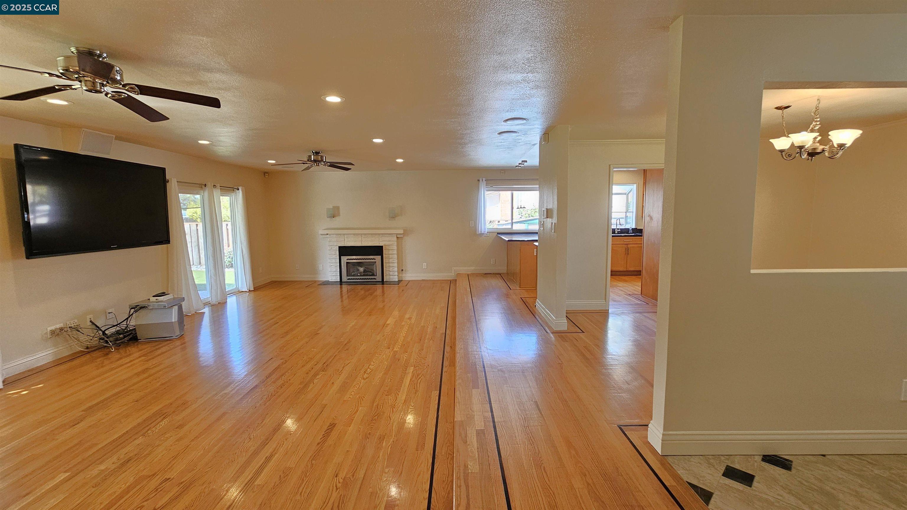 4764 Olive Drive Concord, CA 94521 - Photo 9 of 42