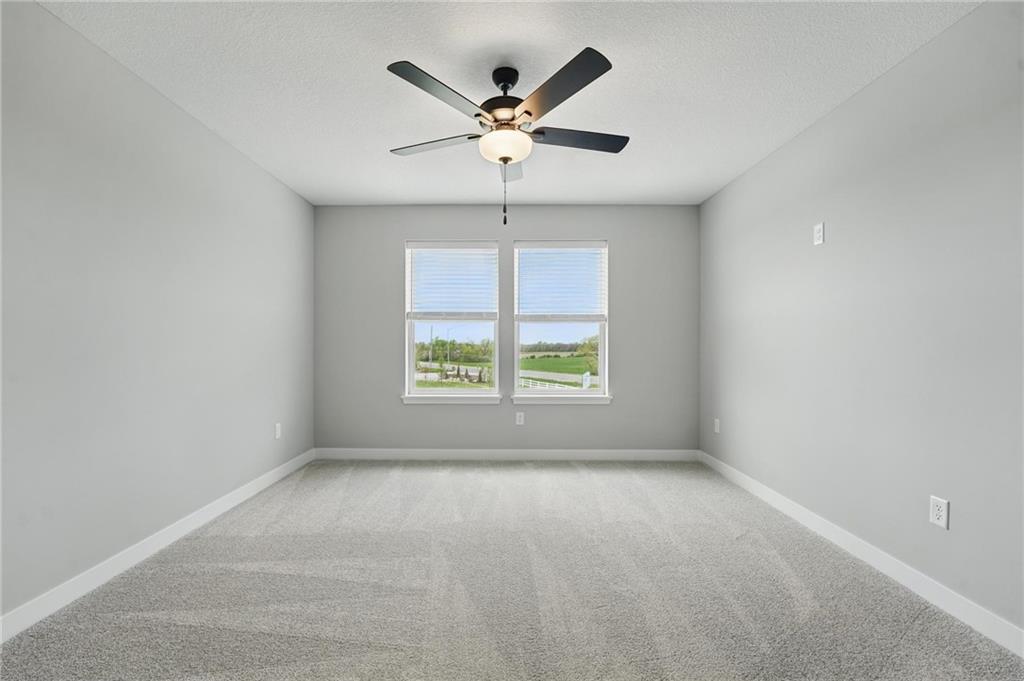 8761 Southwest 10th Street Blue Springs, MO 64064 - Photo 14 of 29