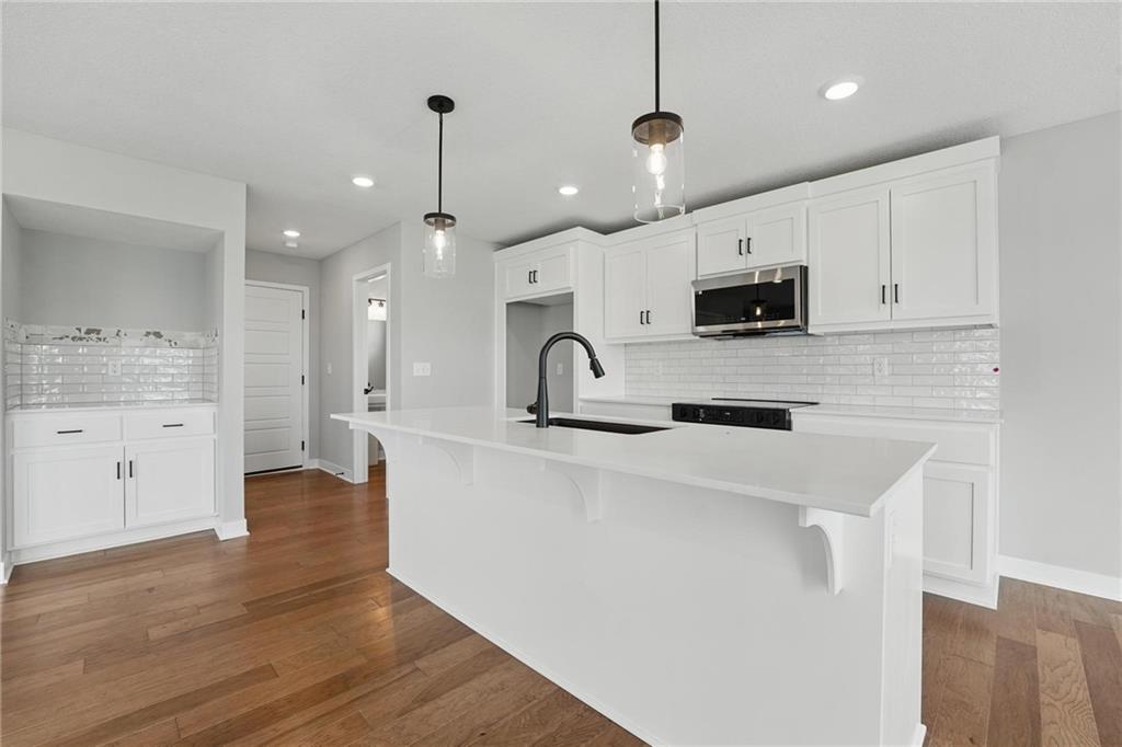 8761 Southwest 10th Street Blue Springs, MO 64064 - Photo 2 of 29