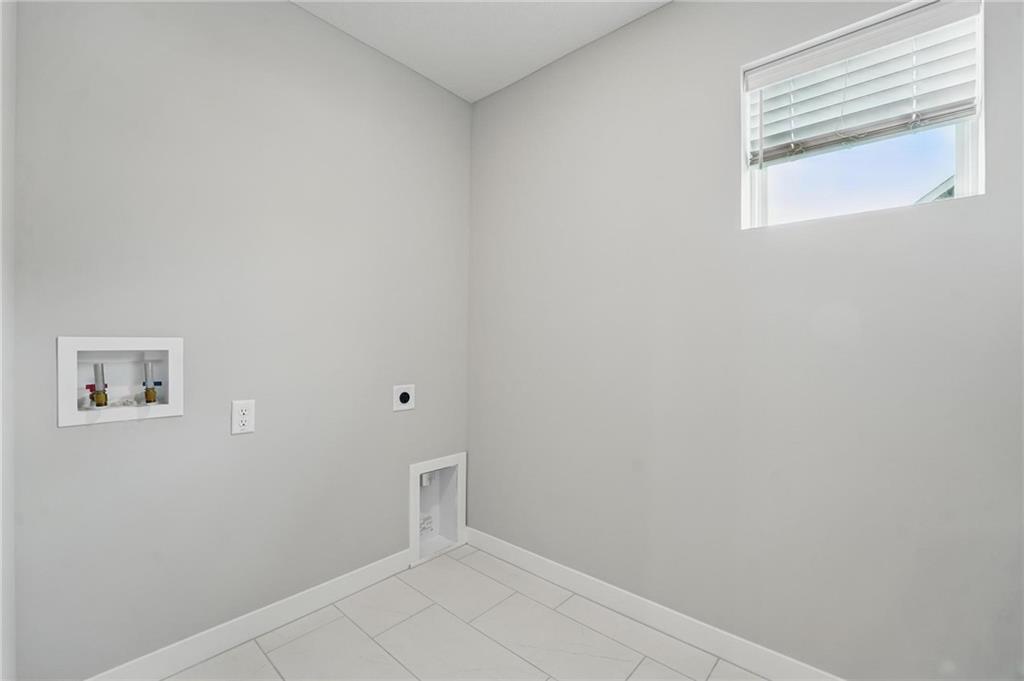 8761 Southwest 10th Street Blue Springs, MO 64064 - Photo 10 of 29