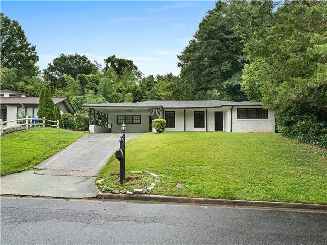 $3,595 | 1685 Dunwoody Place Northeast, Atlanta, GA 30324