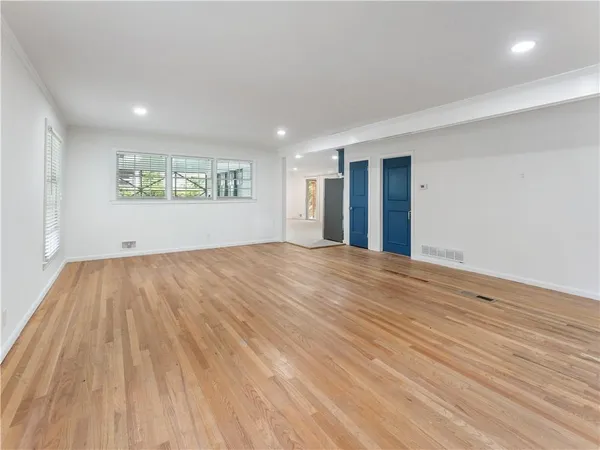 $3,595 | 1685 Dunwoody Place Northeast, Atlanta, GA 30324