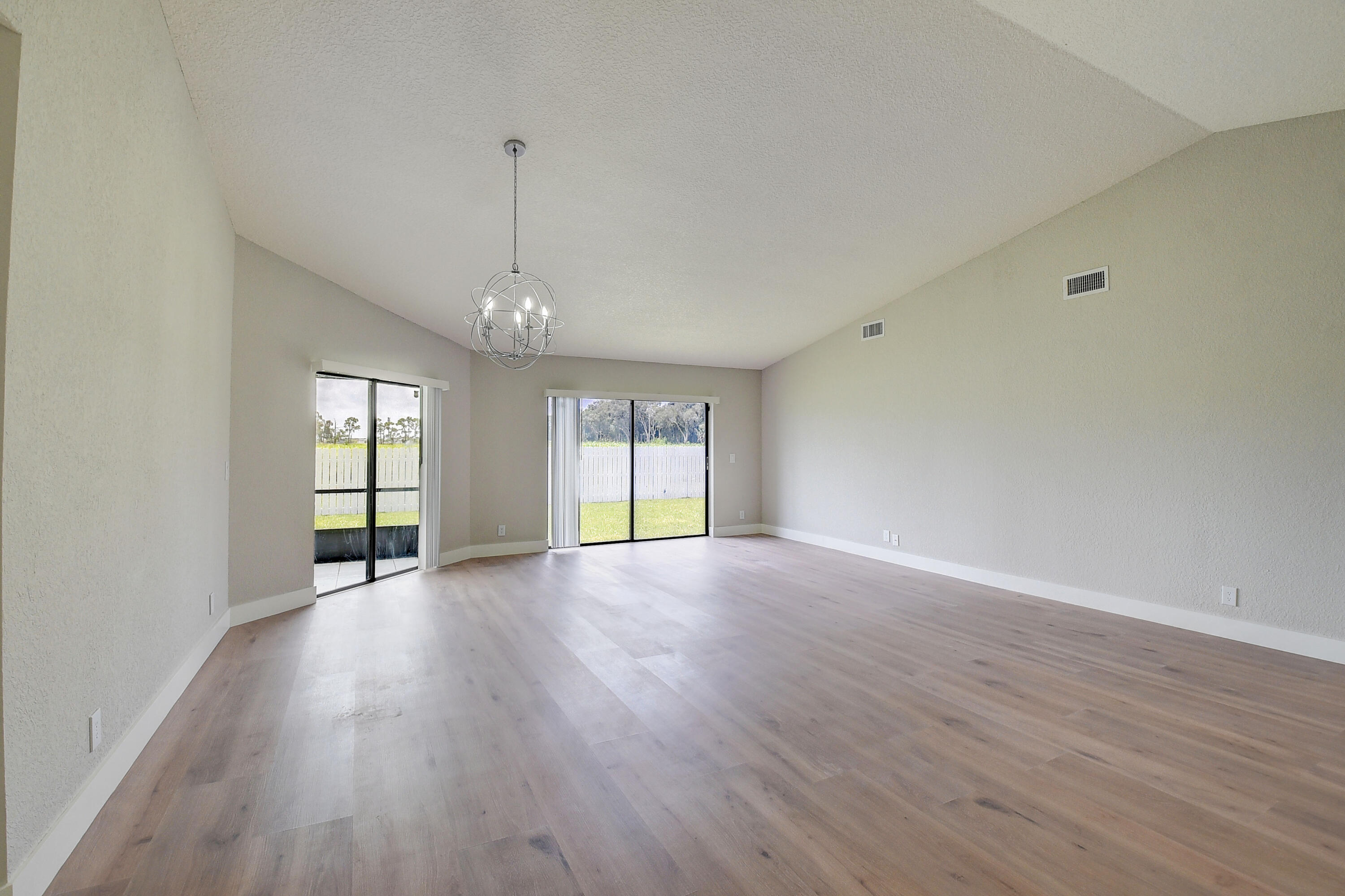 9924 Majorca Place Boca Raton, FL 33434 - Photo 5 of 31 06_dsc_3402_3_4_5_6
