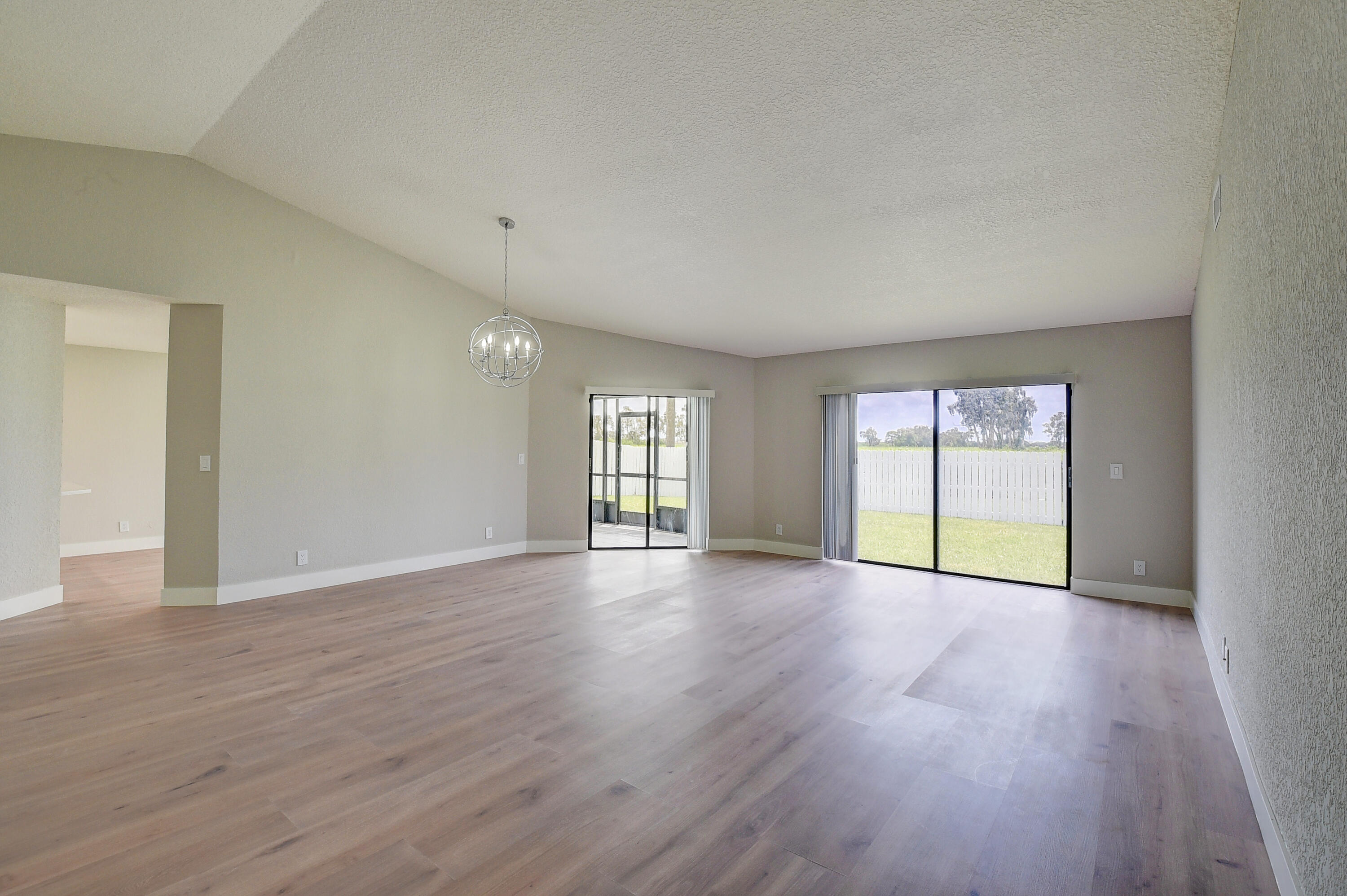 9924 Majorca Place Boca Raton, FL 33434 - Photo 6 of 31 07_dsc_3407_08_09_10_11
