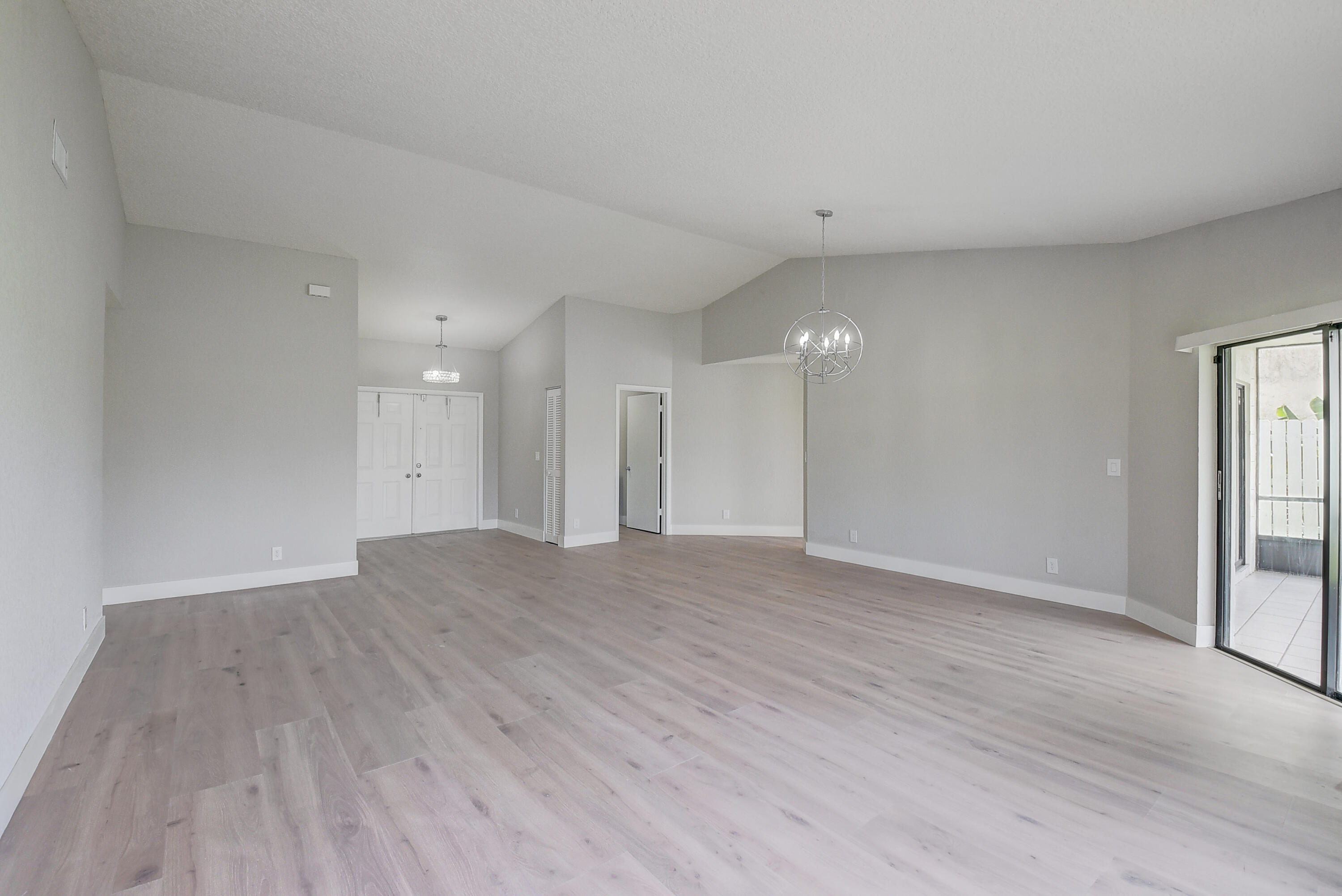 9924 Majorca Place Boca Raton, FL 33434 - Photo 7 of 31 08_dsc_3412_3_4_5_6