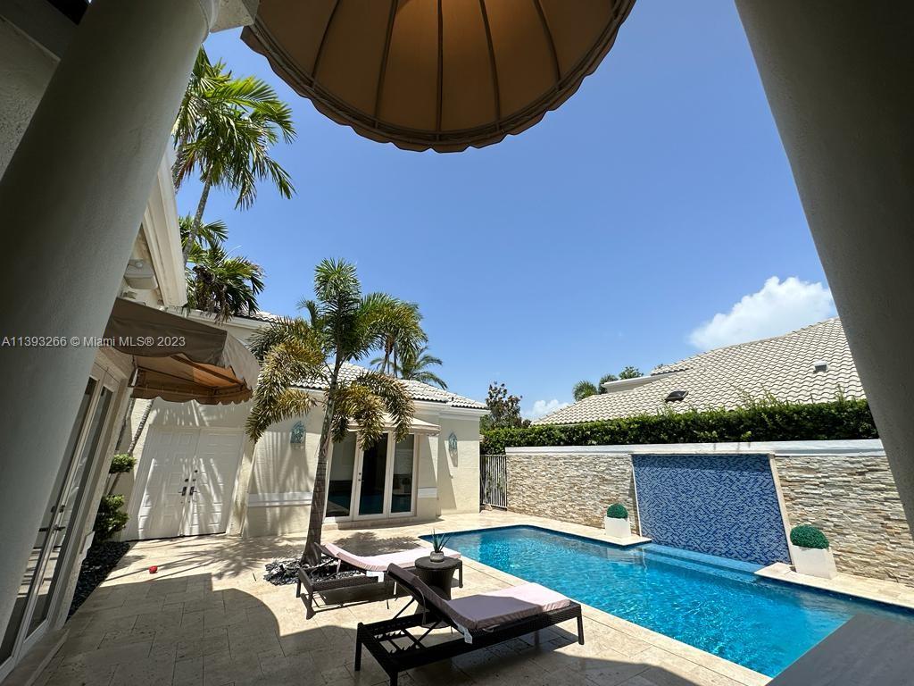 2707 Pinehurst Drive Weston, FL 33332 - Photo 10 of 59 a view of a balcony with chairs