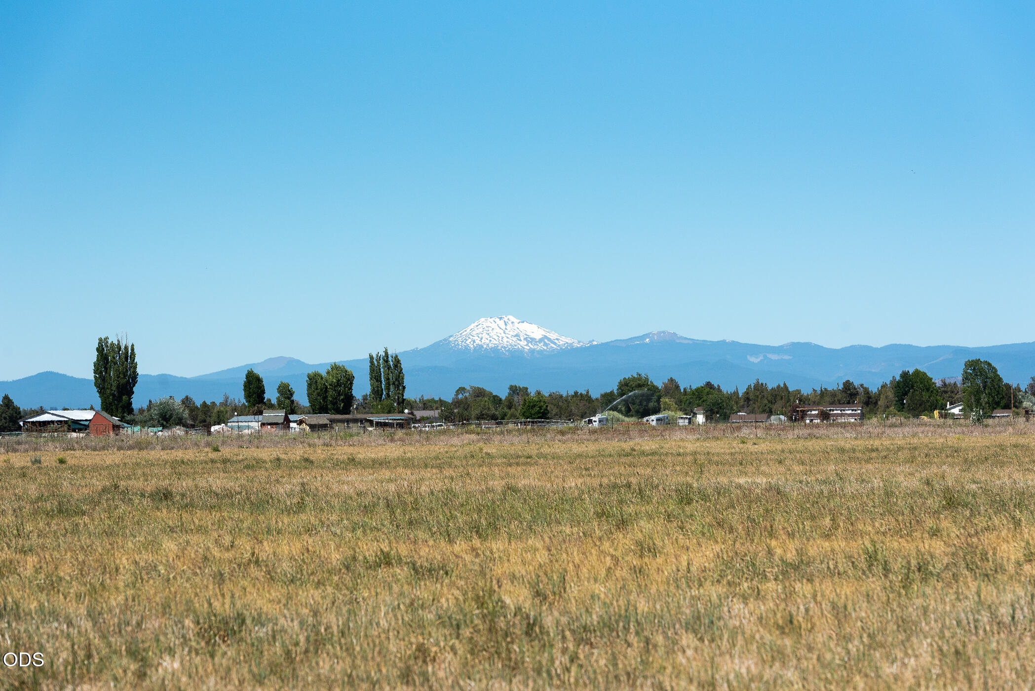 26275 Willard Road Bend, OR 97701 - Photo 4 of 85