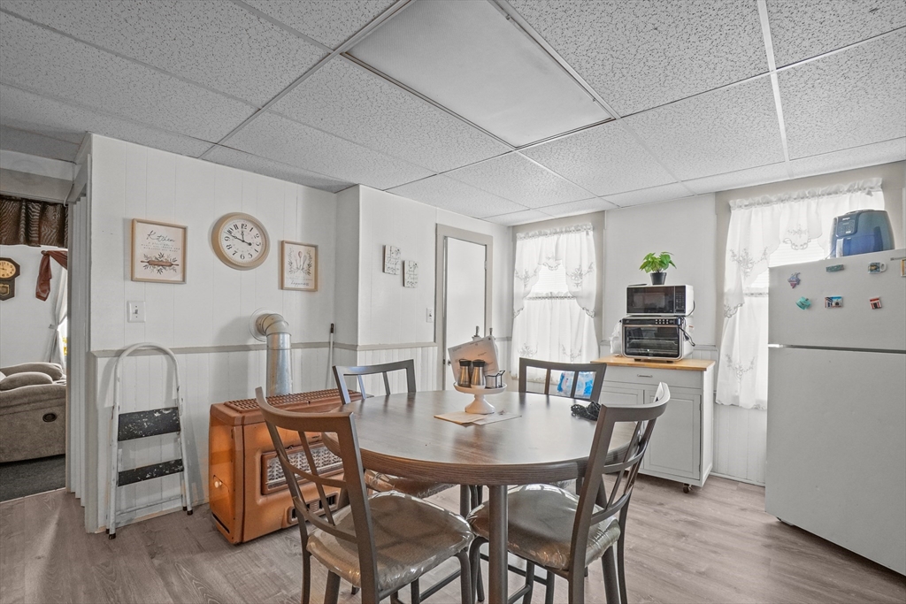 30 Brow Street Fall River, MA 02721 - Photo 11 of 42