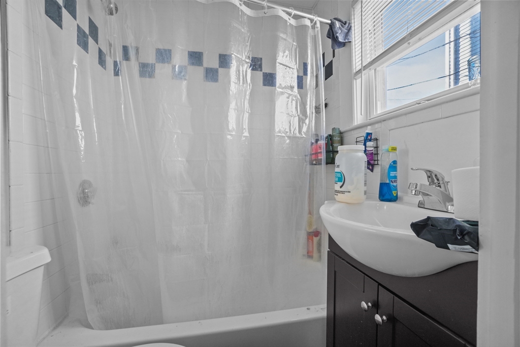 30 Brow Street Fall River, MA 02721 - Photo 21 of 42