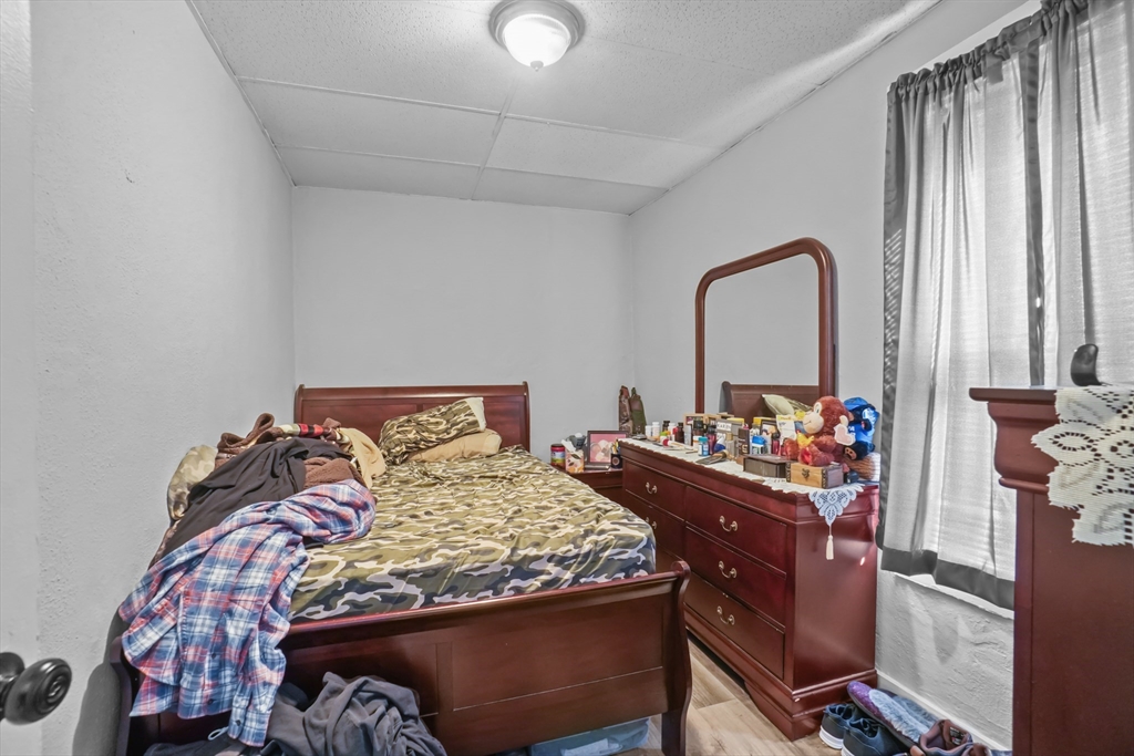 30 Brow Street Fall River, MA 02721 - Photo 24 of 42