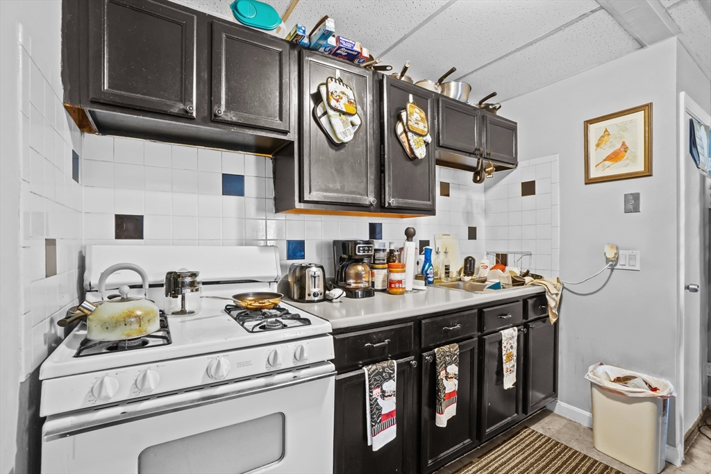 30 Brow Street Fall River, MA 02721 - Photo 30 of 42