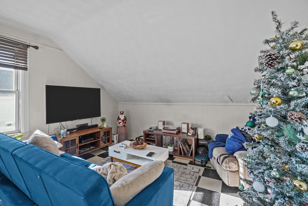 30 Brow Street Fall River, MA 02721 - Photo 32 of 42