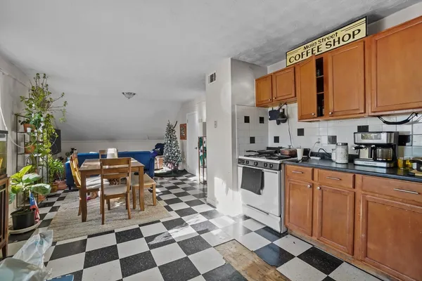 $799,900 | 30 Brow Street, Fall River, MA 02721