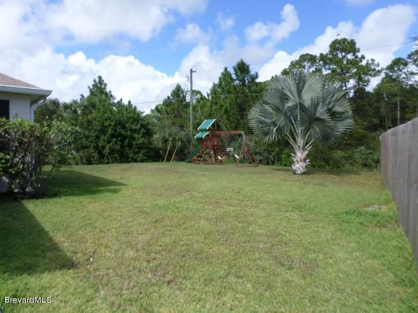 455 Scanlon Road Palm Bay, FL 32908 - Photo 19 of 21 Yard