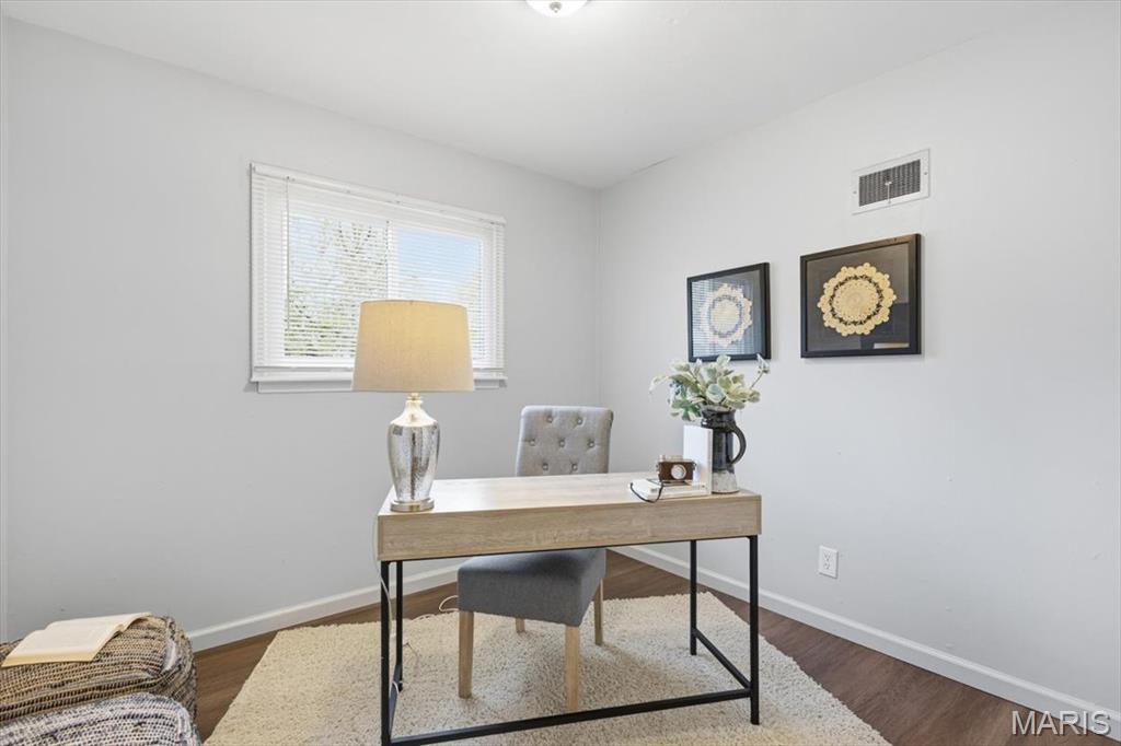 689 Conover Lane St. Louis, MO 63126 - Photo 14 of 35