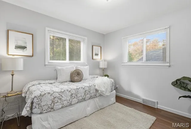 $249,900 | 689 Conover Lane, St. Louis, MO 63126