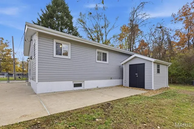 $249,900 | 689 Conover Lane, St. Louis, MO 63126