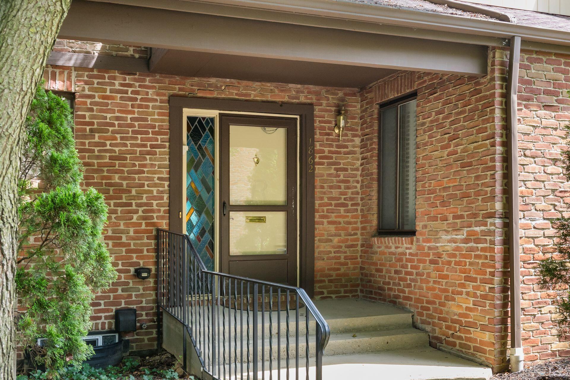 1862 Fishinger Road, Unit 3 Columbus, OH 43221 - Photo 2 of 30 Front porcch