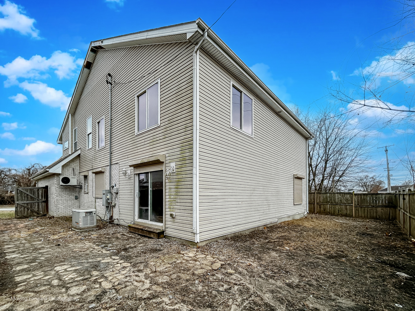 15264 Greenwood Road Dolton, IL 60419 - Photo 8 of 48 a front view of a house with a yard