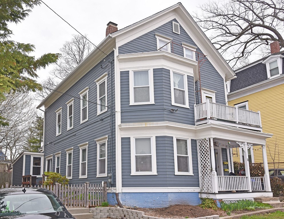 76 Locust Street Providence, RI 02906 - Photo 2 of 21