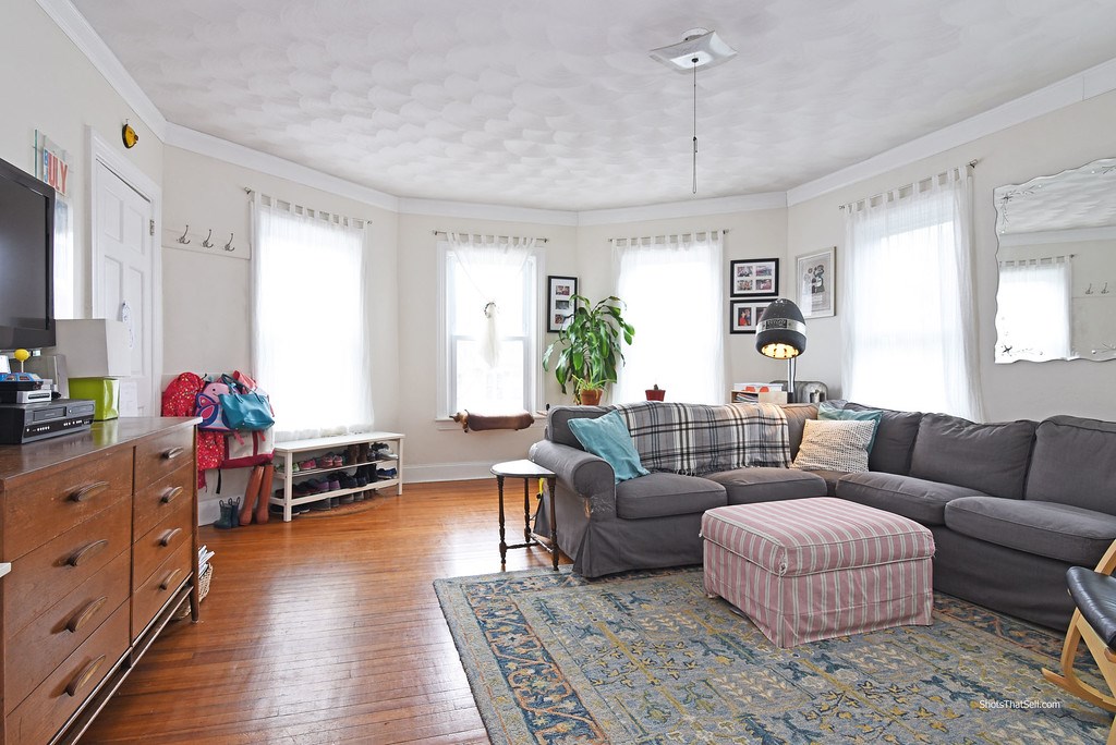 76 Locust Street Providence, RI 02906 - Photo 8 of 21