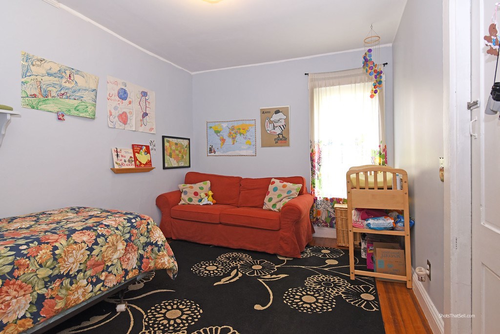 76 Locust Street Providence, RI 02906 - Photo 10 of 21
