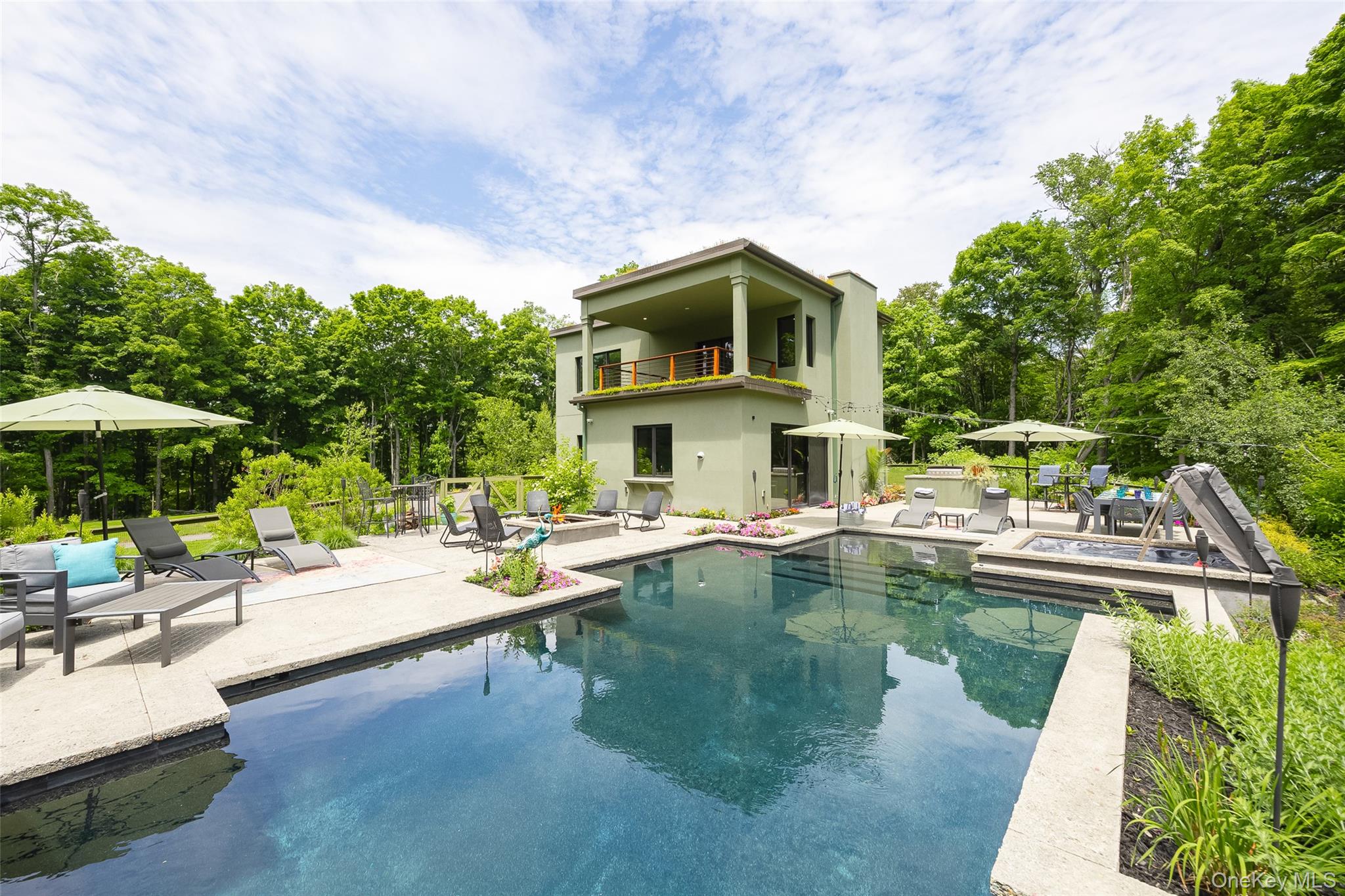 215 Smith Road Poughkeepsie, NY 12603 - Photo 36 of 46