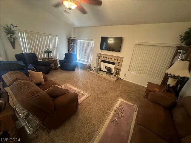 $370,000 | 1458 Palm Drive, Laughlin, NV 89029