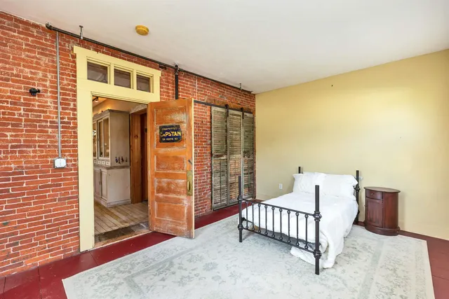 $479,000 | 374 Union Street, Unit 206, Peterborough, NH 03458