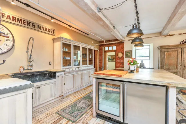 $495,000 | 374 Union Street, Unit 206, Peterborough, NH 03458