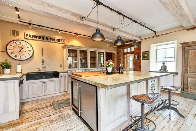 $495,000 | 374 Union Street, Unit 206, Peterborough, NH 03458