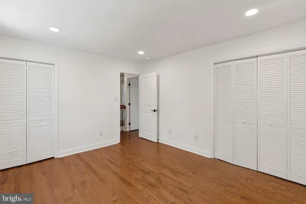 $1,075,000 | 4773 Farndon Court, Fairfax, VA 22032
