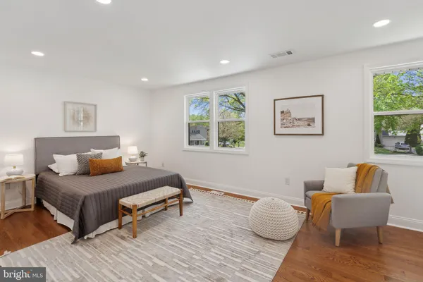 $1,075,000 | 4773 Farndon Court, Fairfax, VA 22032