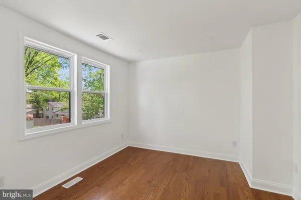 $1,075,000 | 4773 Farndon Court, Fairfax, VA 22032