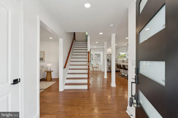 $1,075,000 | 4773 Farndon Court, Fairfax, VA 22032