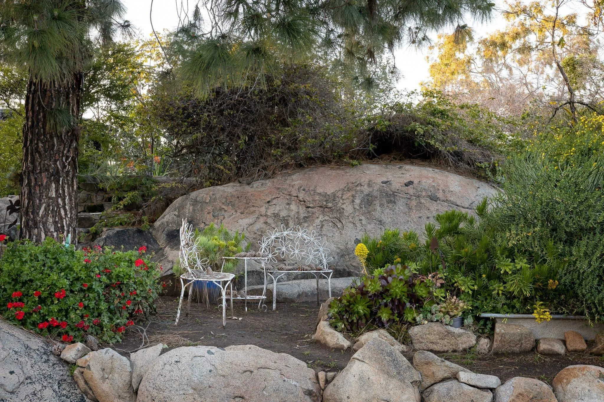 9844 Summit Drive La Mesa, CA 91941 - Photo 57 of 58 a view of backyard with seating space and green space