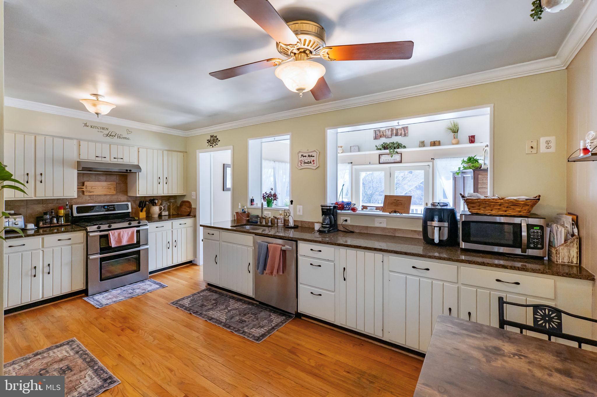 6201 Old Washington Road Elkridge, MD 21075 - Photo 6 of 41 Open concept kitchen