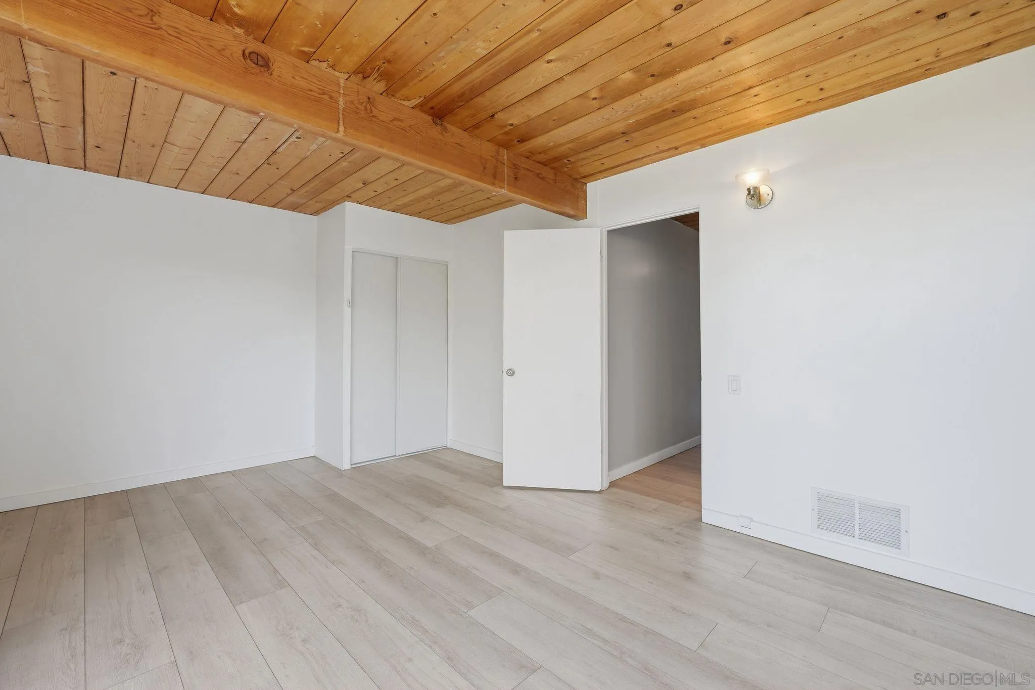 11819 Johnson Lake Road Lakeside, CA 92040 - Photo 17 of 37