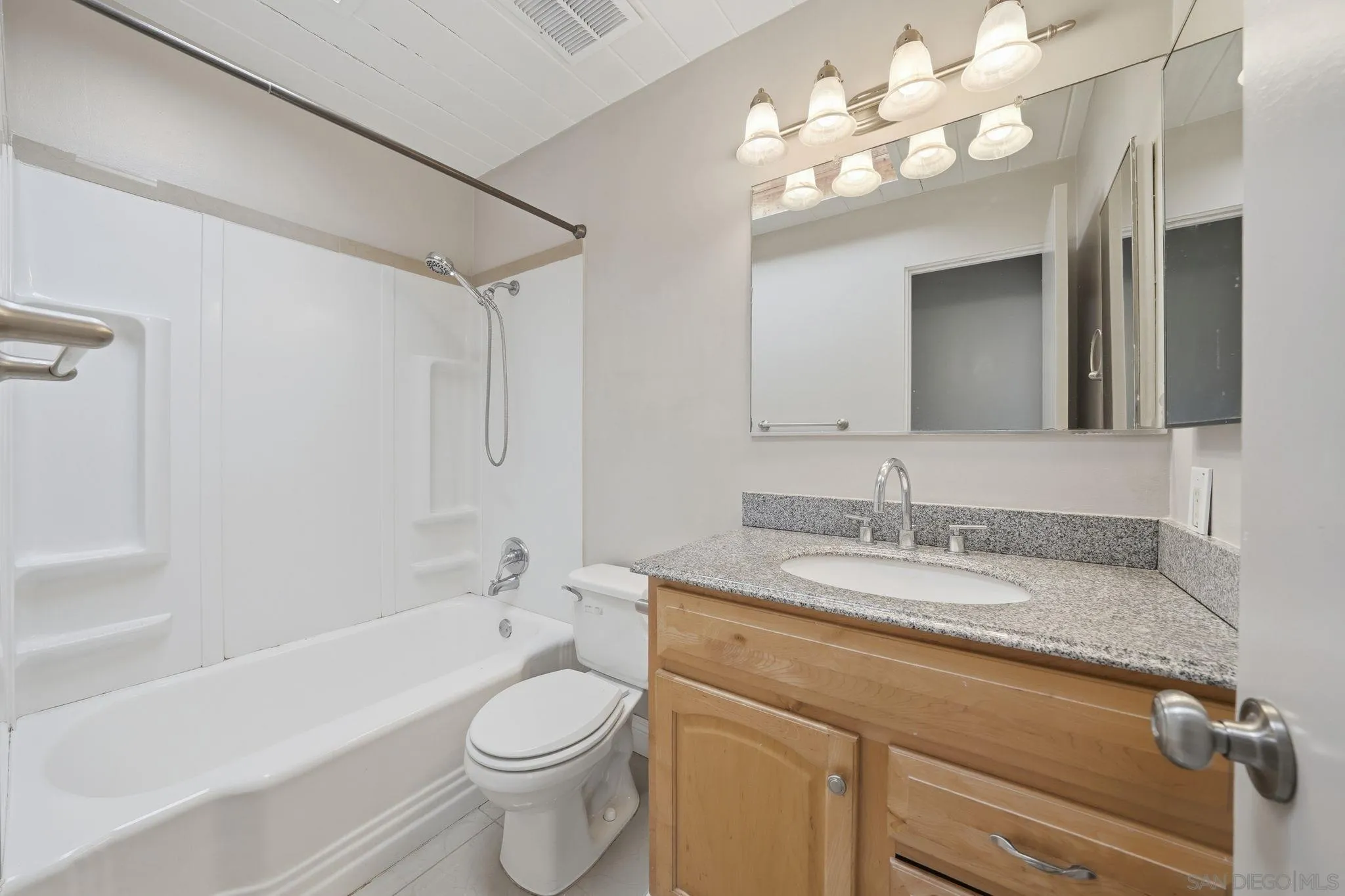 11819 Johnson Lake Road Lakeside, CA 92040 - Photo 20 of 37