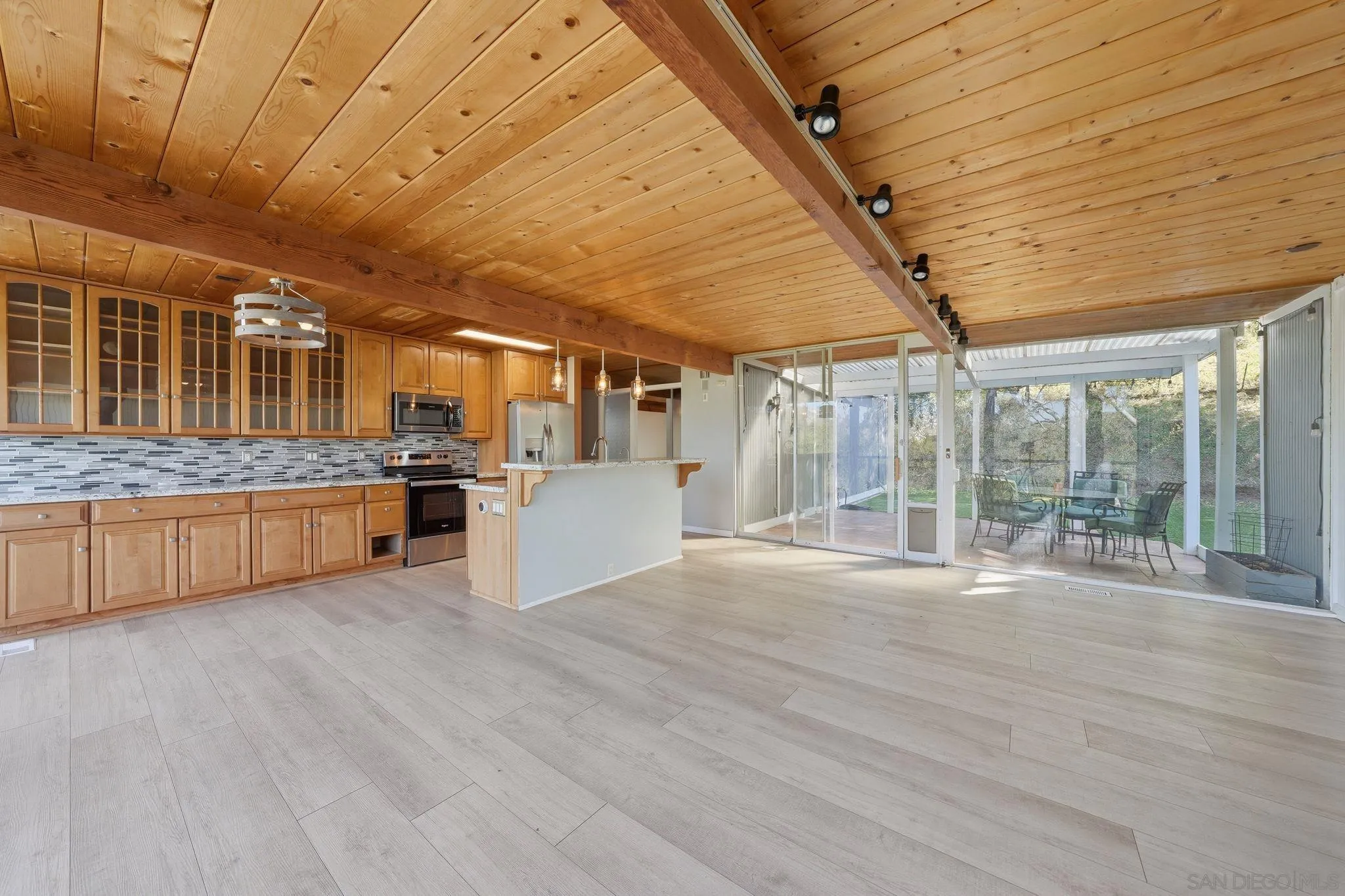 11819 Johnson Lake Road Lakeside, CA 92040 - Photo 4 of 37