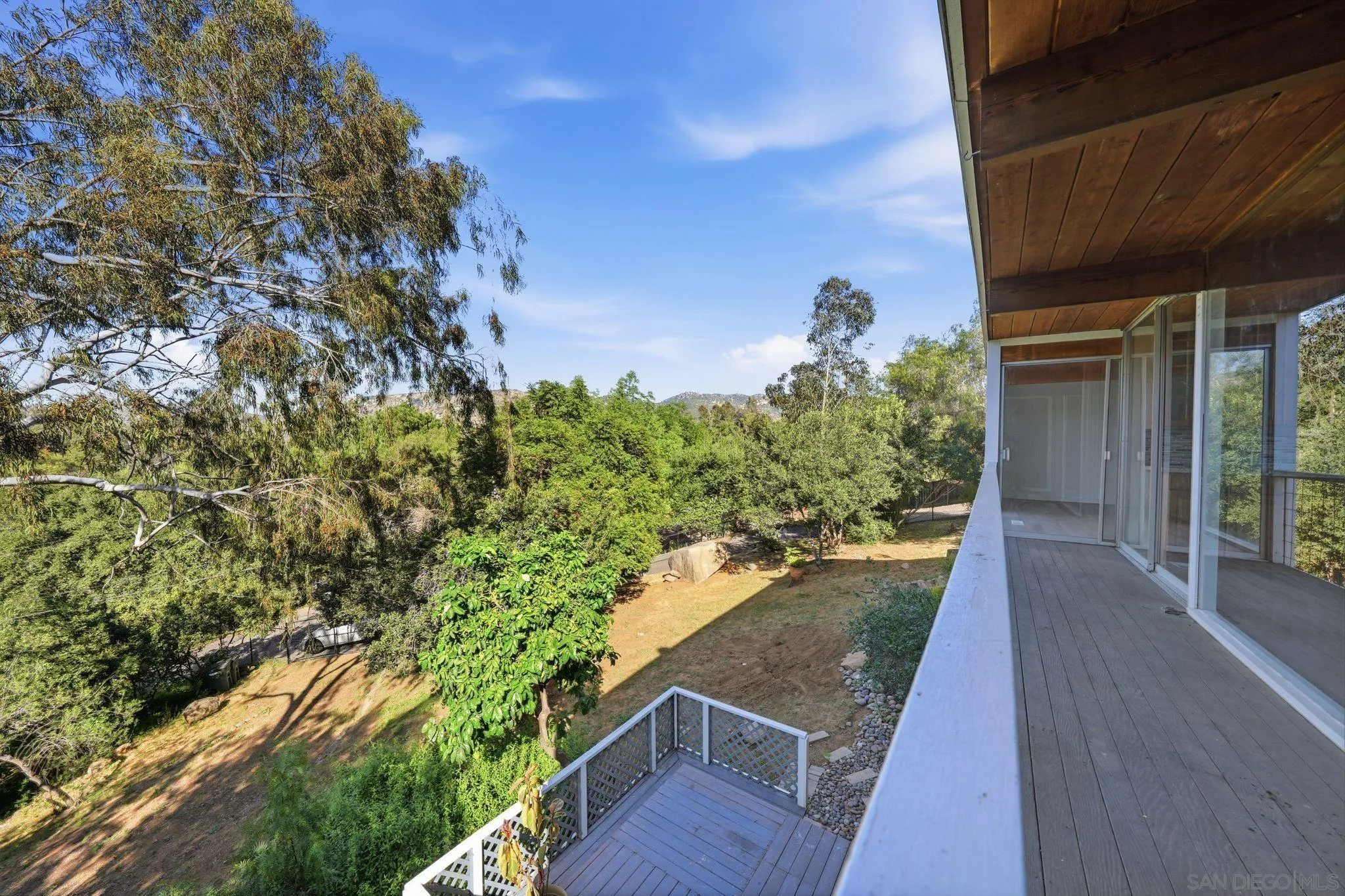 11819 Johnson Lake Road Lakeside, CA 92040 - Photo 10 of 37