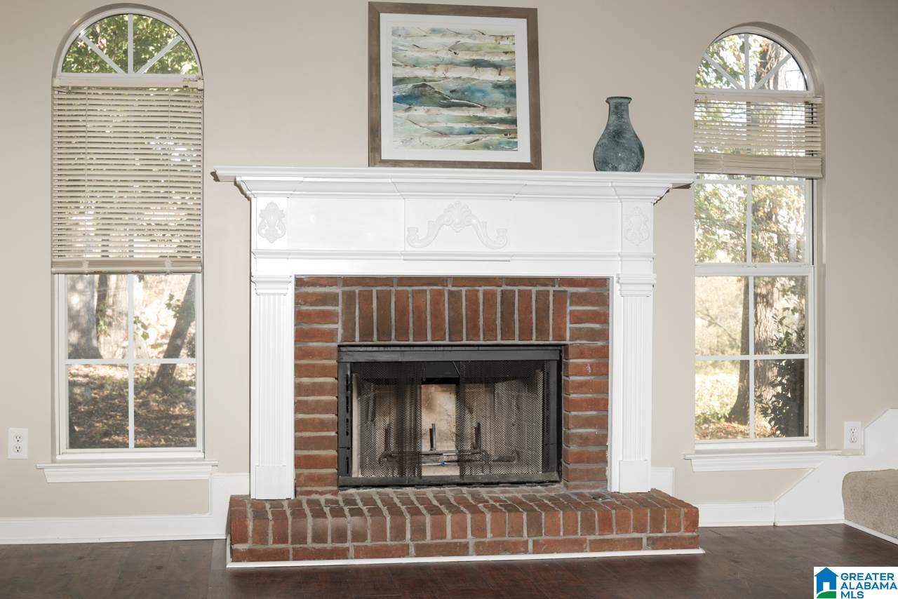 121 King Charles Way Alabaster, AL 35007 - Photo 11 of 48
