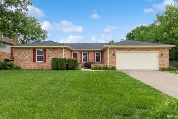 $288,000 | 4339 North Iroquois Dr., Evansville, IN 47711
