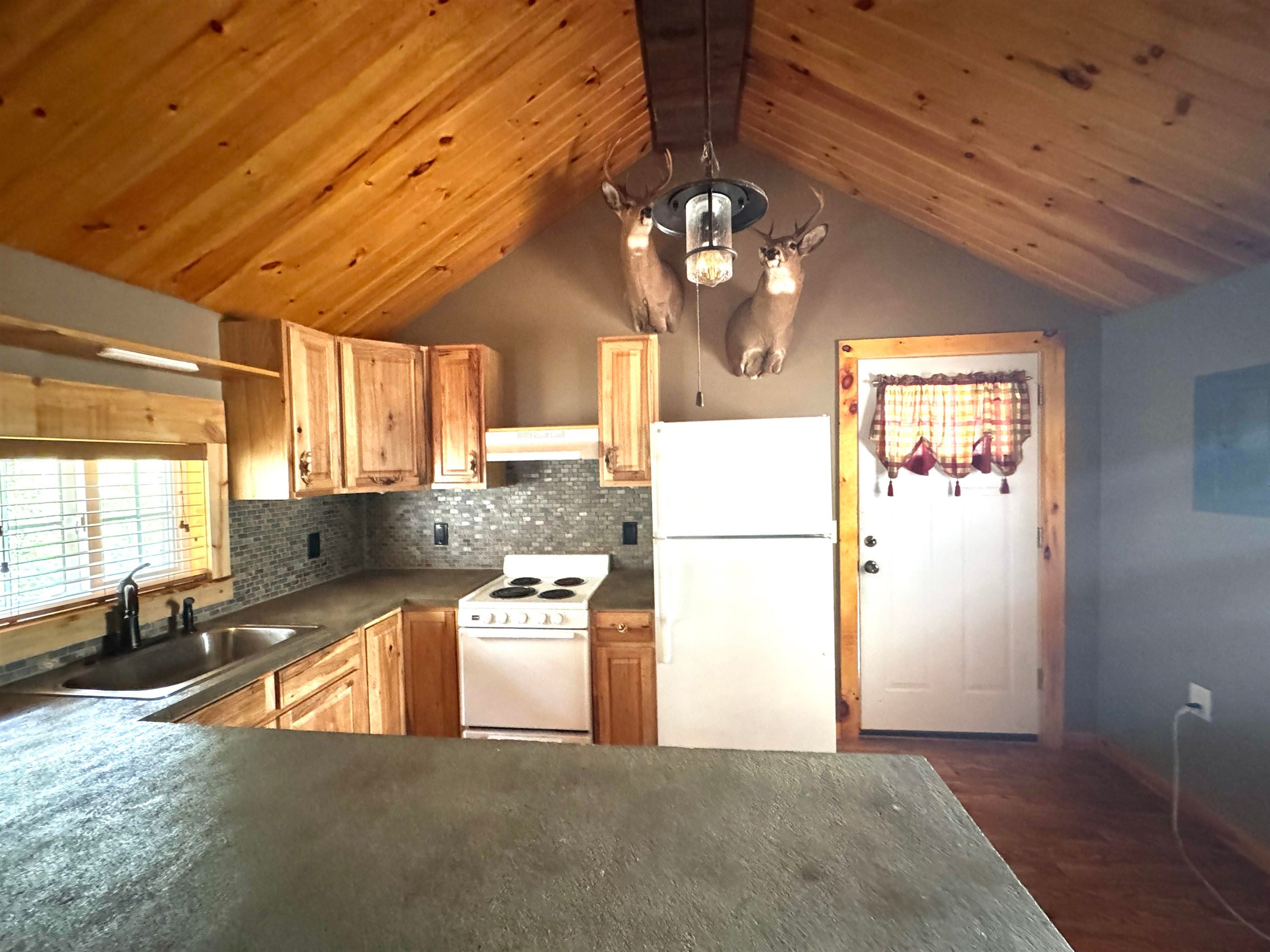 2260 North Stevens Road Lake City, MI 49651 - Photo 16 of 33 Gallery Image 16