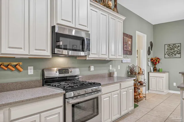 $469,999 | 5975 Arch Avenue, Pensacola, FL 32526