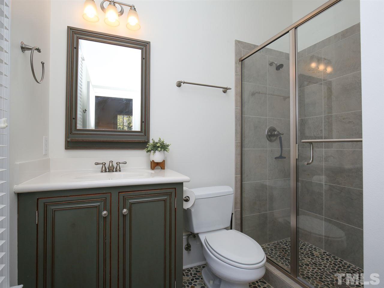 2811 Anderson Drive Raleigh, NC 27608 - Photo 16 of 30