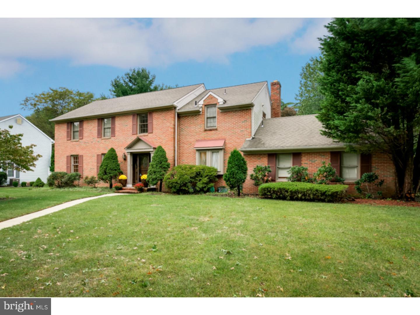 565 Sentinel Road Moorestown, NJ 08057 - Photo 2 of 25
